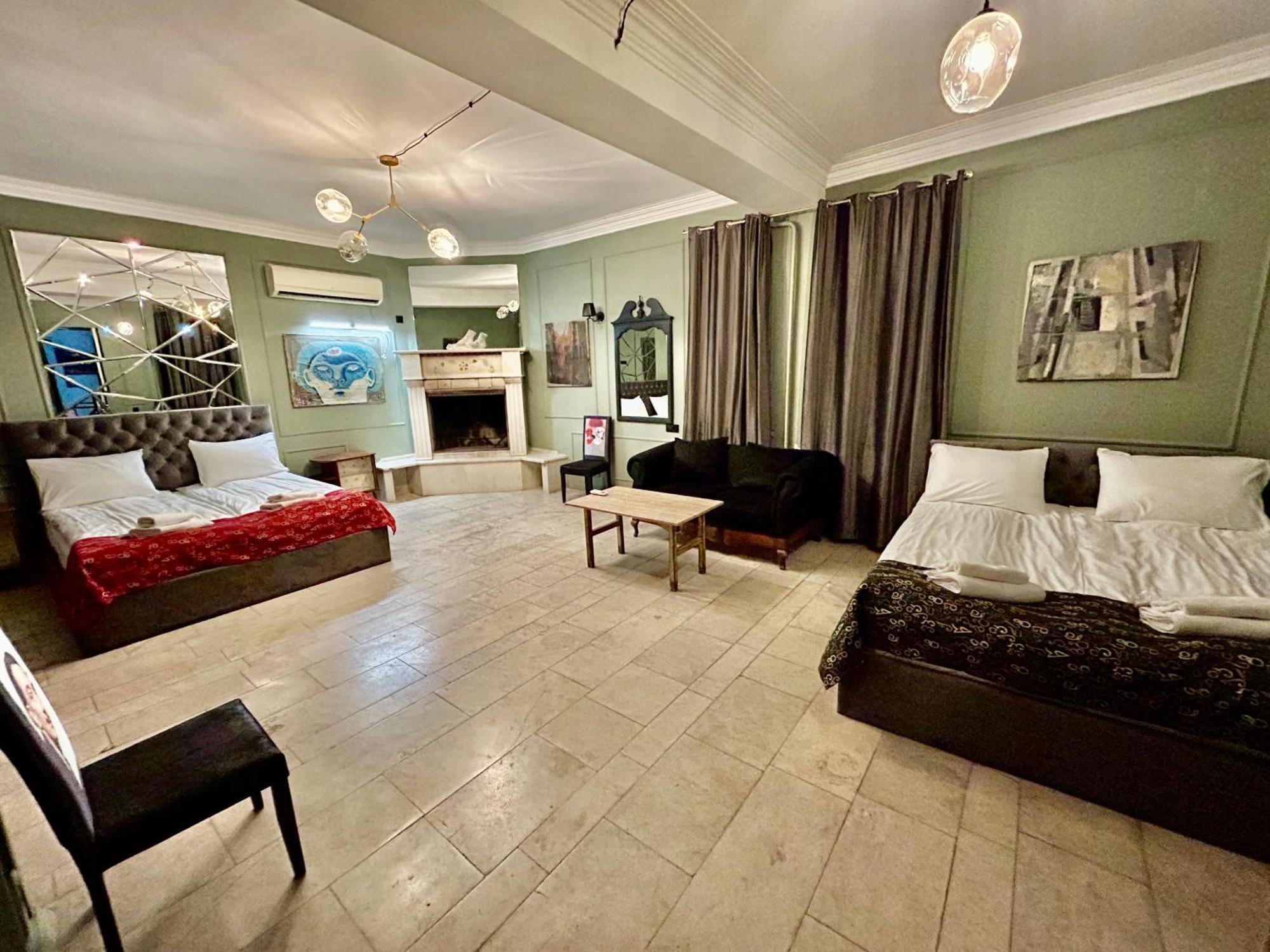 Art Hotel Home تبليسي المظهر الخارجي الصورة